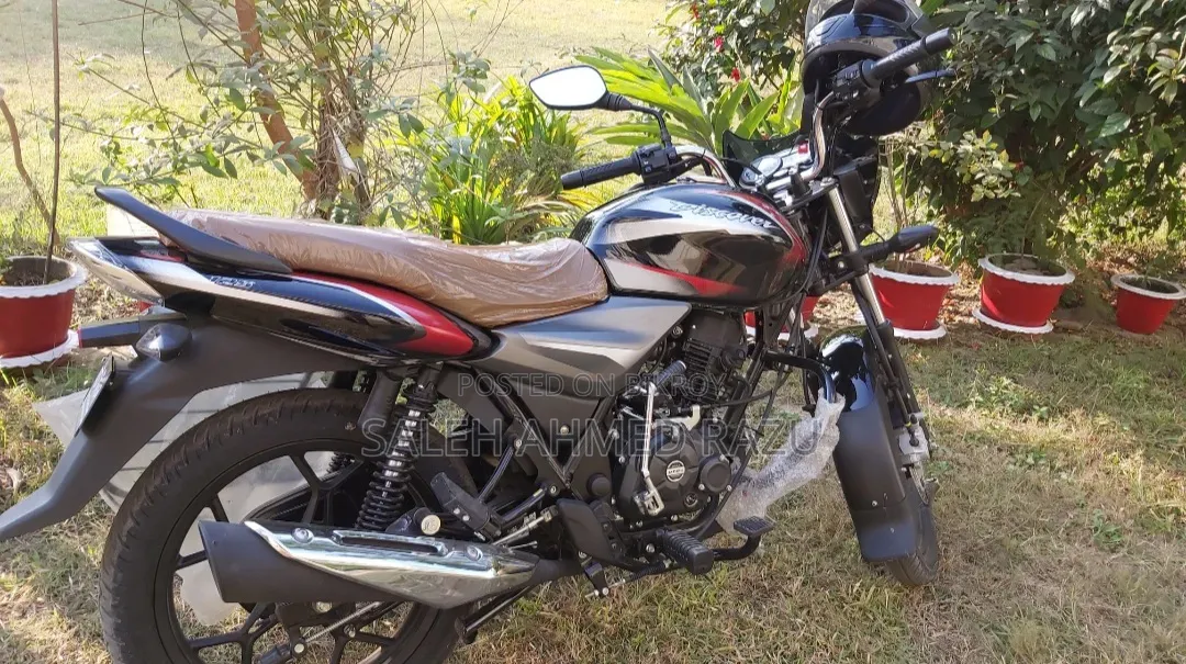 New Bajaj Discover 125 2020 Black