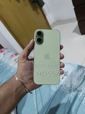 New Apple iPhone 17 256 GB Green