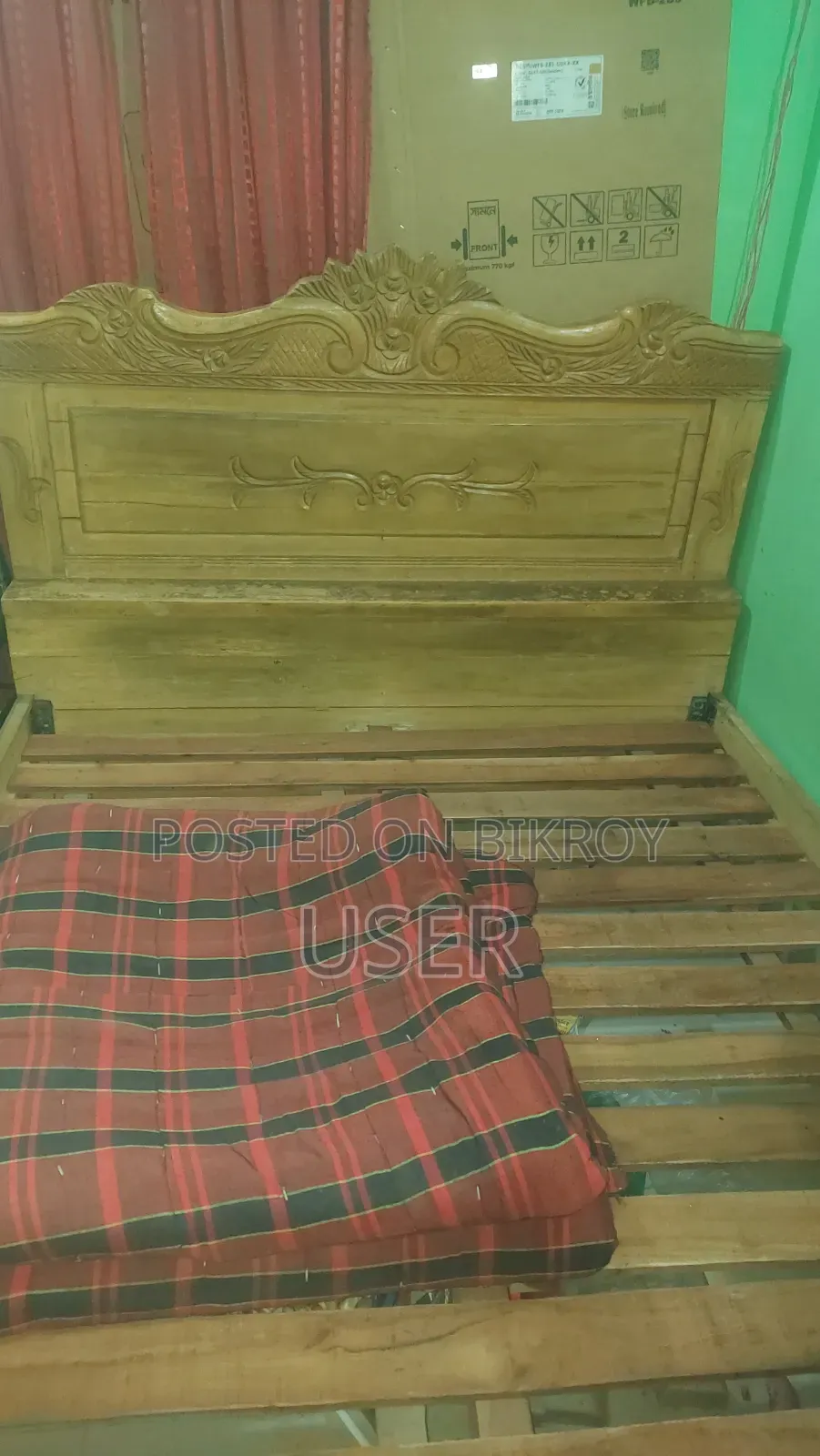 Wooden Bed Size 5/7 Feet
