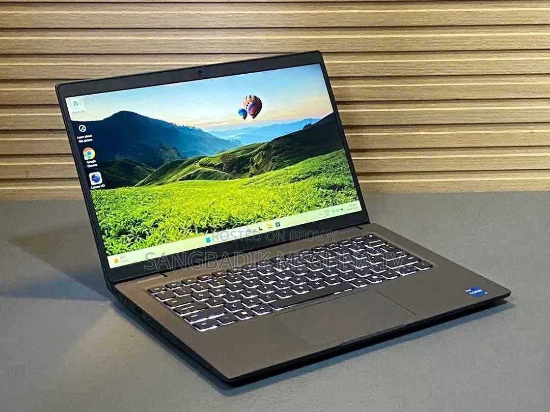 Laptop Dell 3GB Intel SSD 256GB