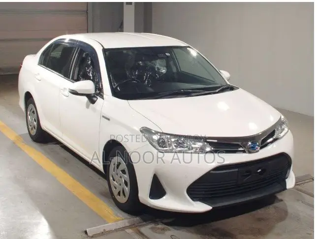 Toyota Axio 2021 White