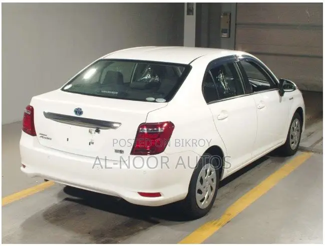 Toyota Axio 2021 White