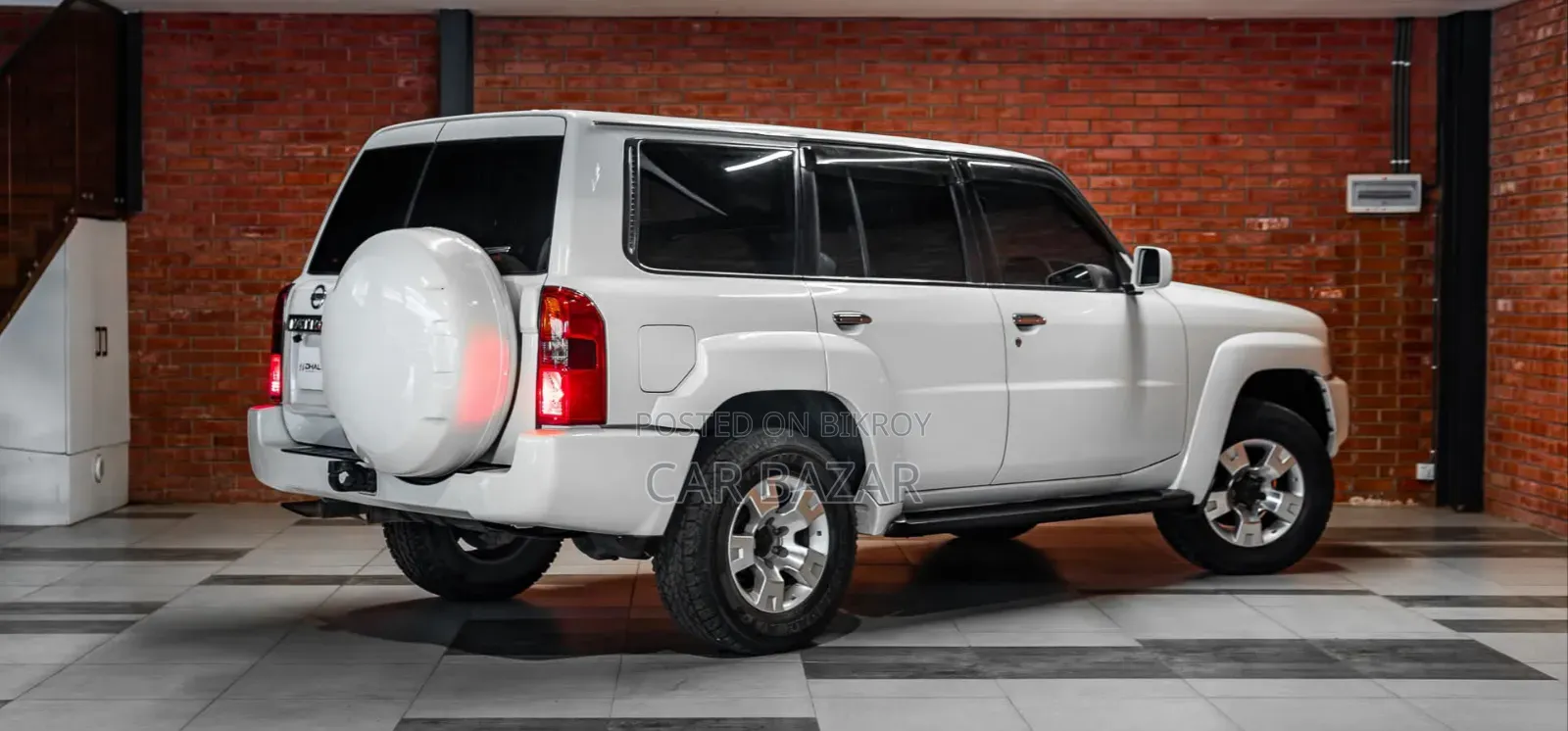 Nissan Patrol 2009 Off white