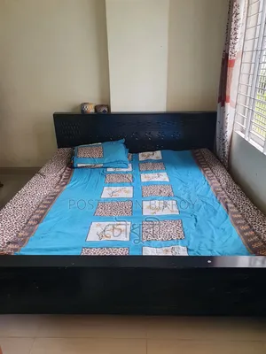 Palong- Bed (6x7) Feet