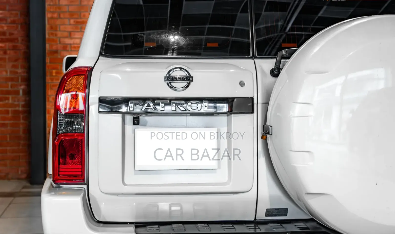 Nissan Patrol 2009 Off white