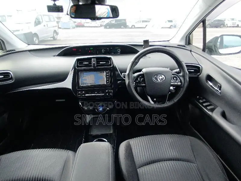 Toyota Prius 2021 Pearl