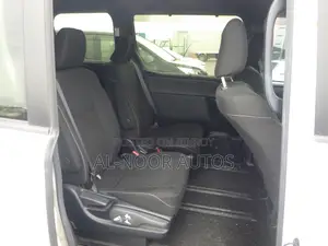 Toyota Voxy 2021 Pearl