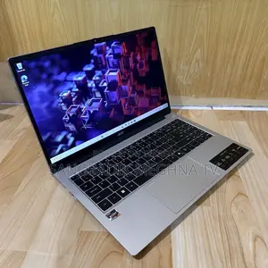 Laptop Acer 4GB Intel SSD 500GB
