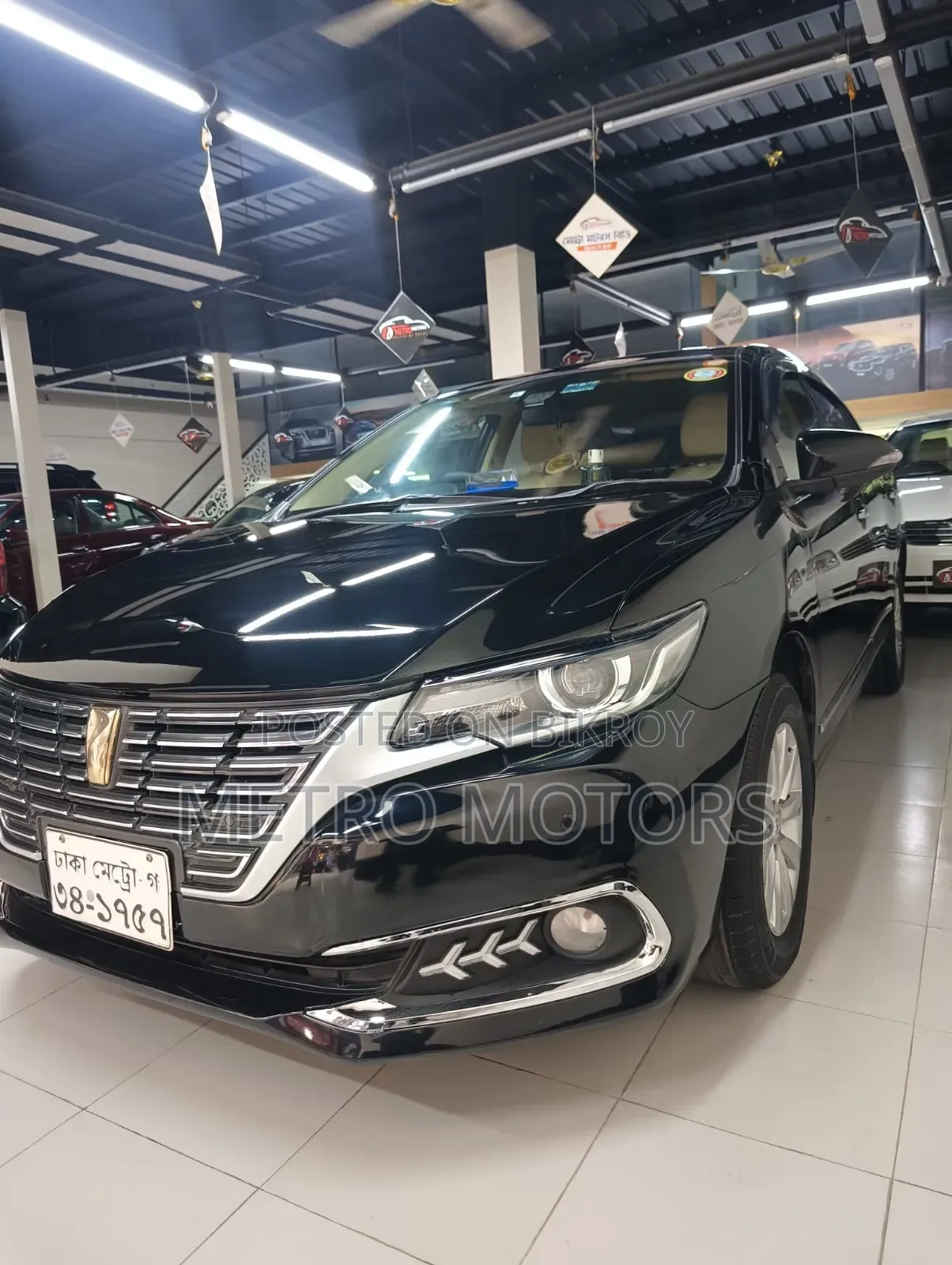 টয়োটা প্রিমিও ২০১৭ কালো