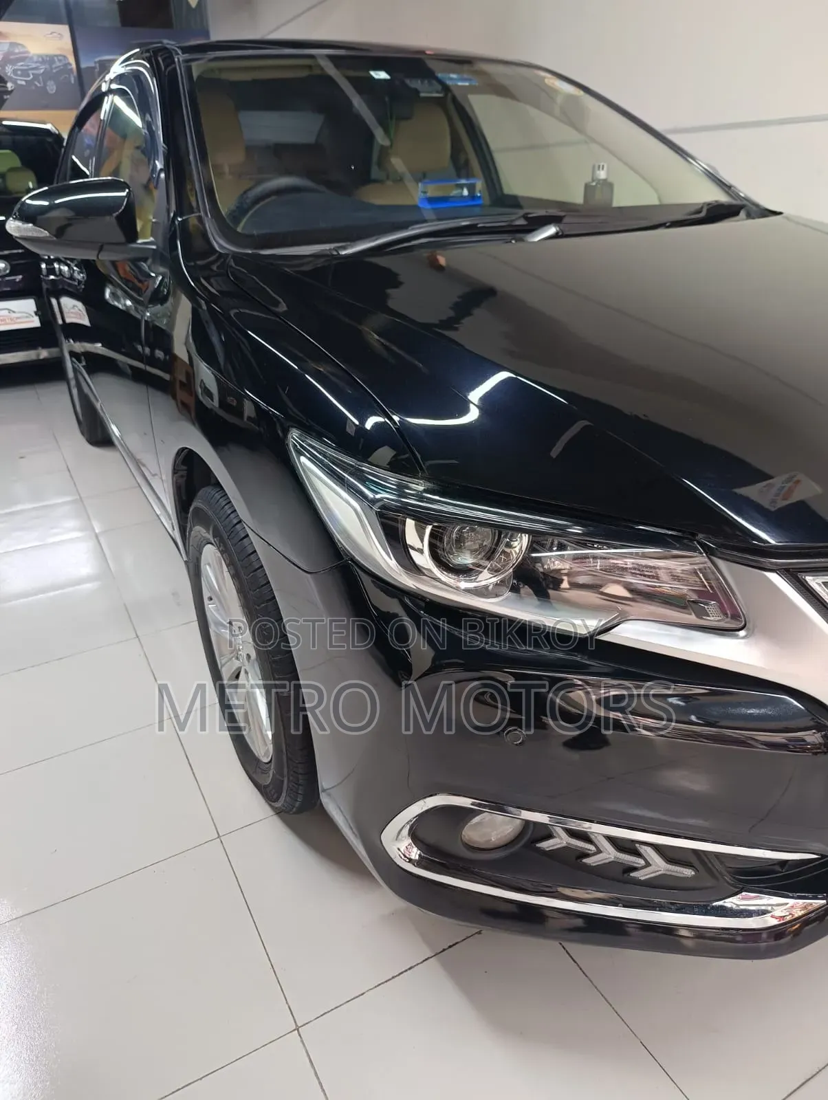 টয়োটা প্রিমিও ২০১৭ কালো