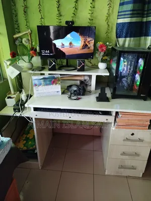 Desktop Computer Gigabyte 8GB Intel Core i5 SSD 1T