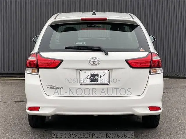 Toyota Corolla Fielder 2021 Pearl