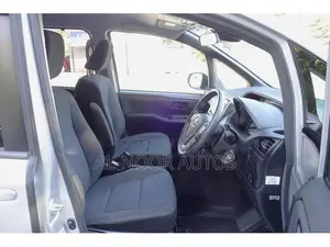 Toyota Noah 2021 Silver