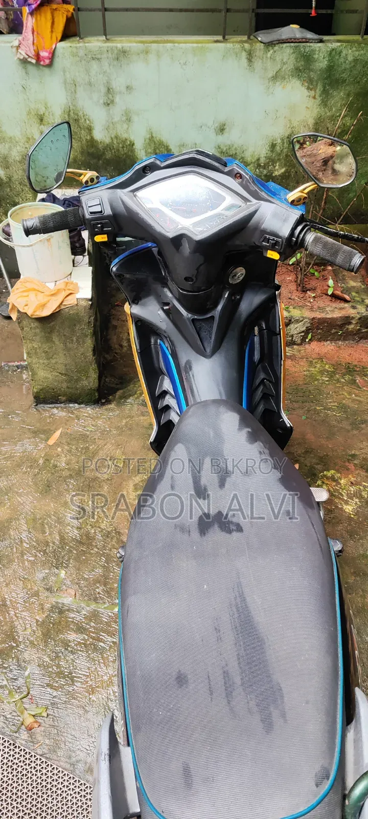 রানার কাইট + ১১০ ২০১৮ ব্লু