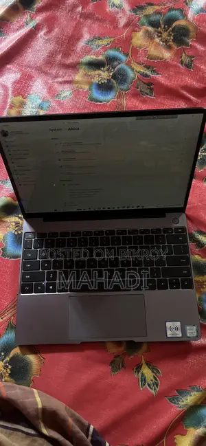 Laptop Huawei MateBook 13 WRT-W19E 8GB Intel Core I5 SSD 256GB