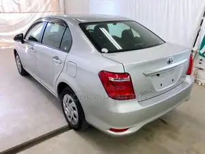 Toyota Axio 2021 Silver