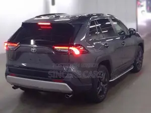 Toyota RAV4 2022 Gray