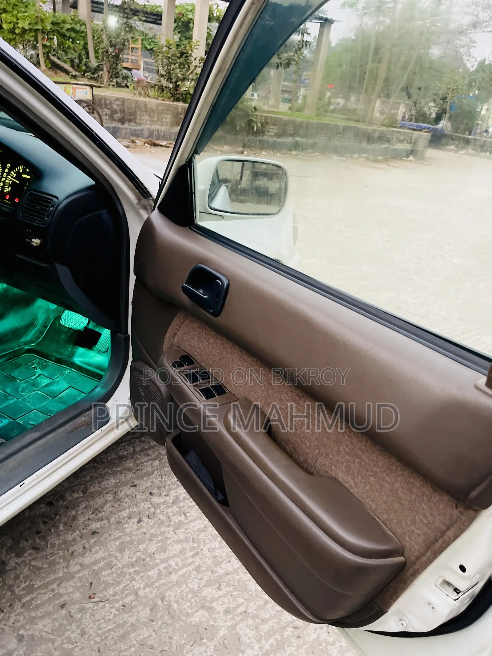 Toyota Corolla Sedan 1998 Pearl