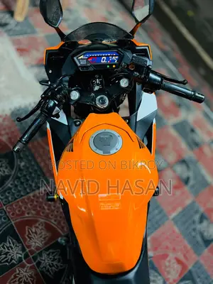 Honda CBR 2022 Orange