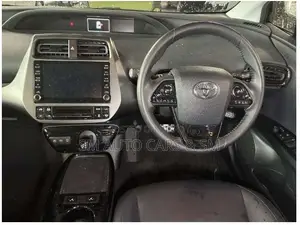 Toyota Prius 2022 Blue