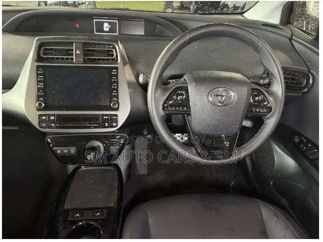 Toyota Prius 2022 Blue