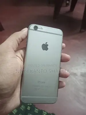 Apple iPhone 6 64 GB Silver