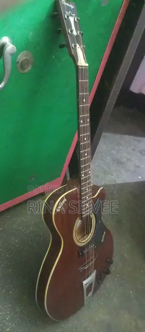 Gibson Guitar