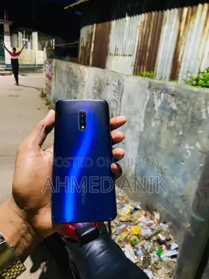 রিয়েলমি এক্স ১২৮ জিবি নীল