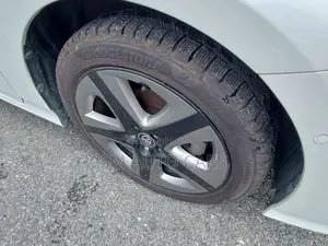 Toyota Prius 2021 Pearl