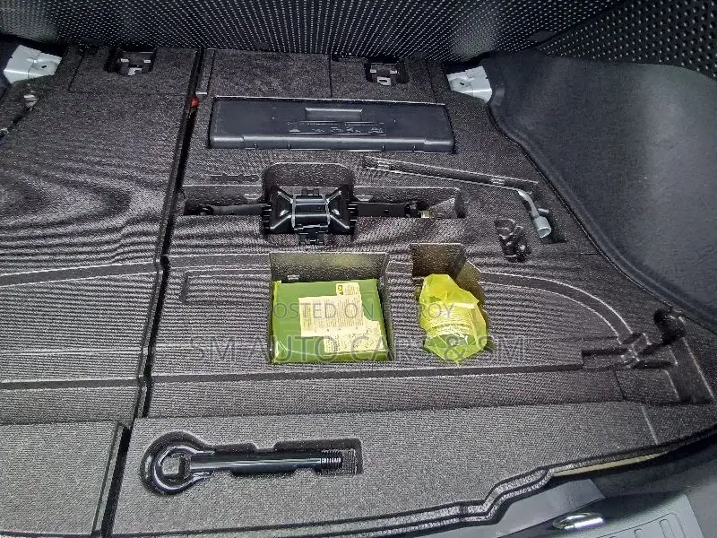 Toyota Prius 2021 Pearl