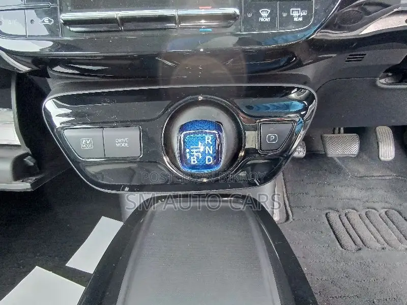 Toyota Prius 2021 Pearl