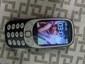 নোকিয়া ৩৩১০ ধূসর