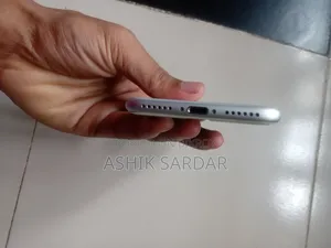 Apple iPhone 7 32 GB Rose Gold