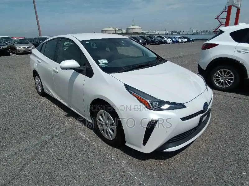 Toyota Prius 2021 Pearl