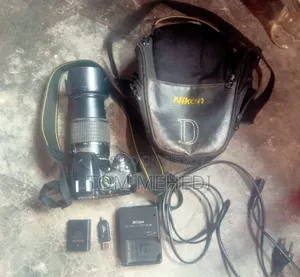 DSLR Camera