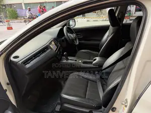 Honda Vezel 1.5 2WD 2014 Pearl