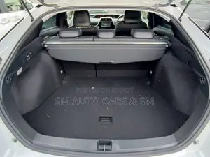 Toyota Prius 2021 Pearl