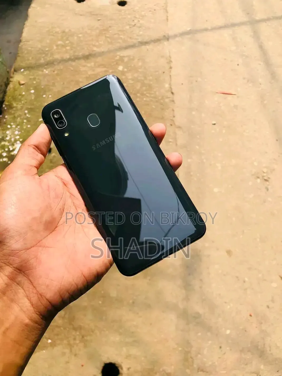 Samsung Galaxy A30 64 GB Black