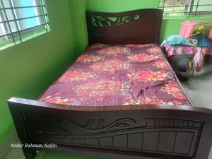 ৪ ফুট বাই সাত ফিট মালয়েশিয়ান খাট
