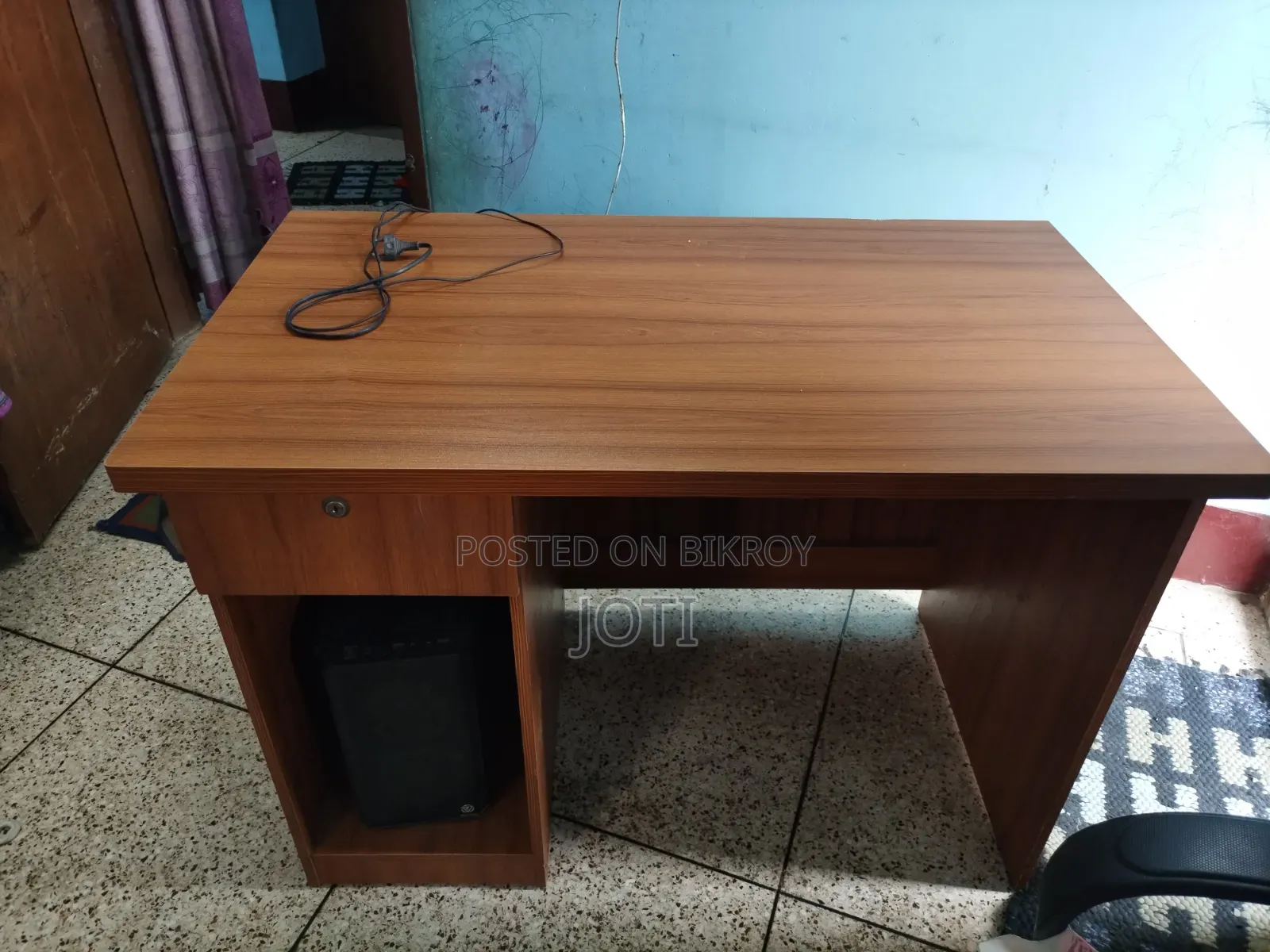 Computer Table