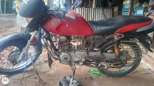 Bajaj CT 100 2000 Red