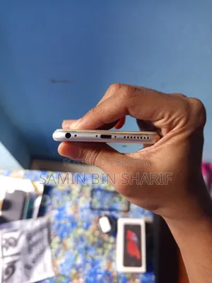 Apple iPhone 6s Plus 64 GB Gold