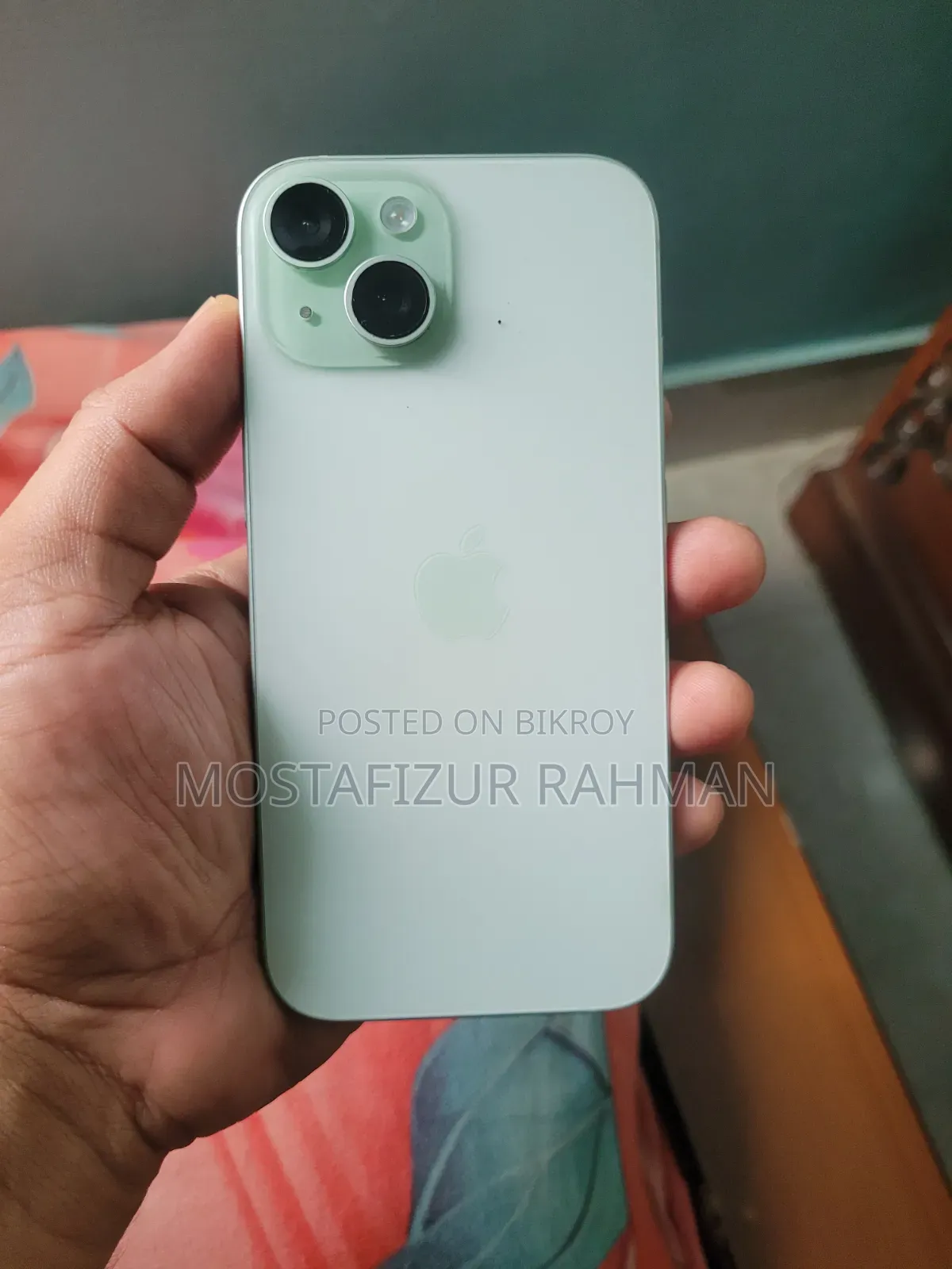 Apple iPhone 15 256 GB Green