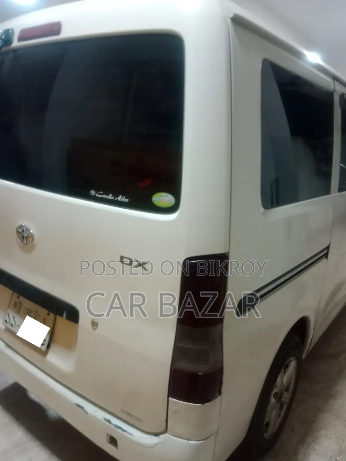 Toyota Noah 2011 White