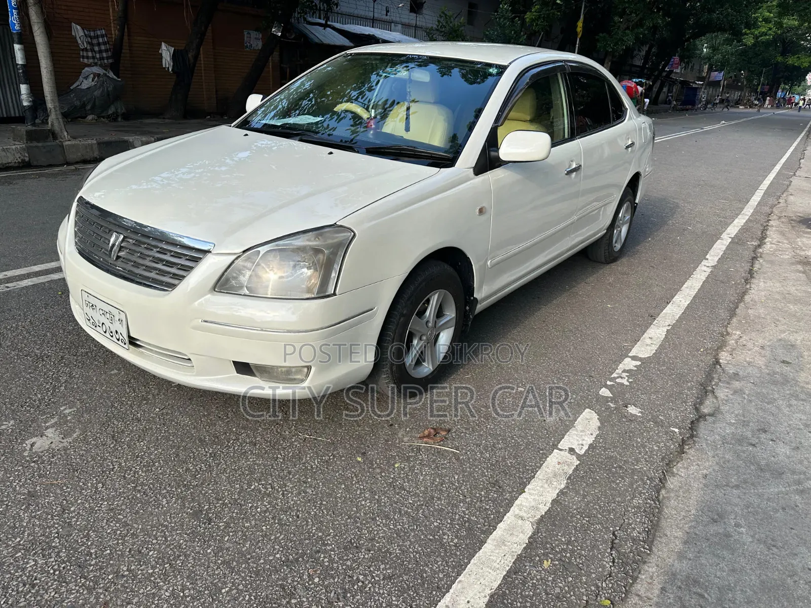 Toyota Corolla 2005 White