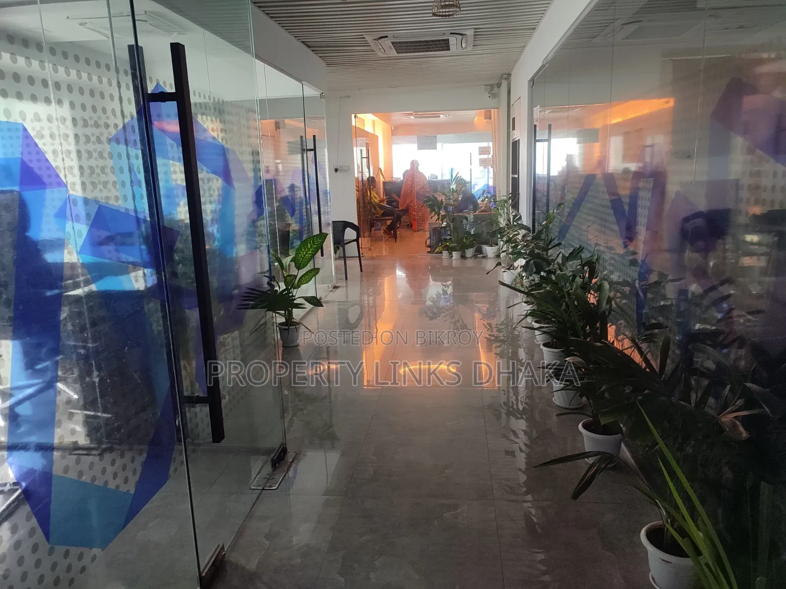 Furnished Commercial Space For Rent