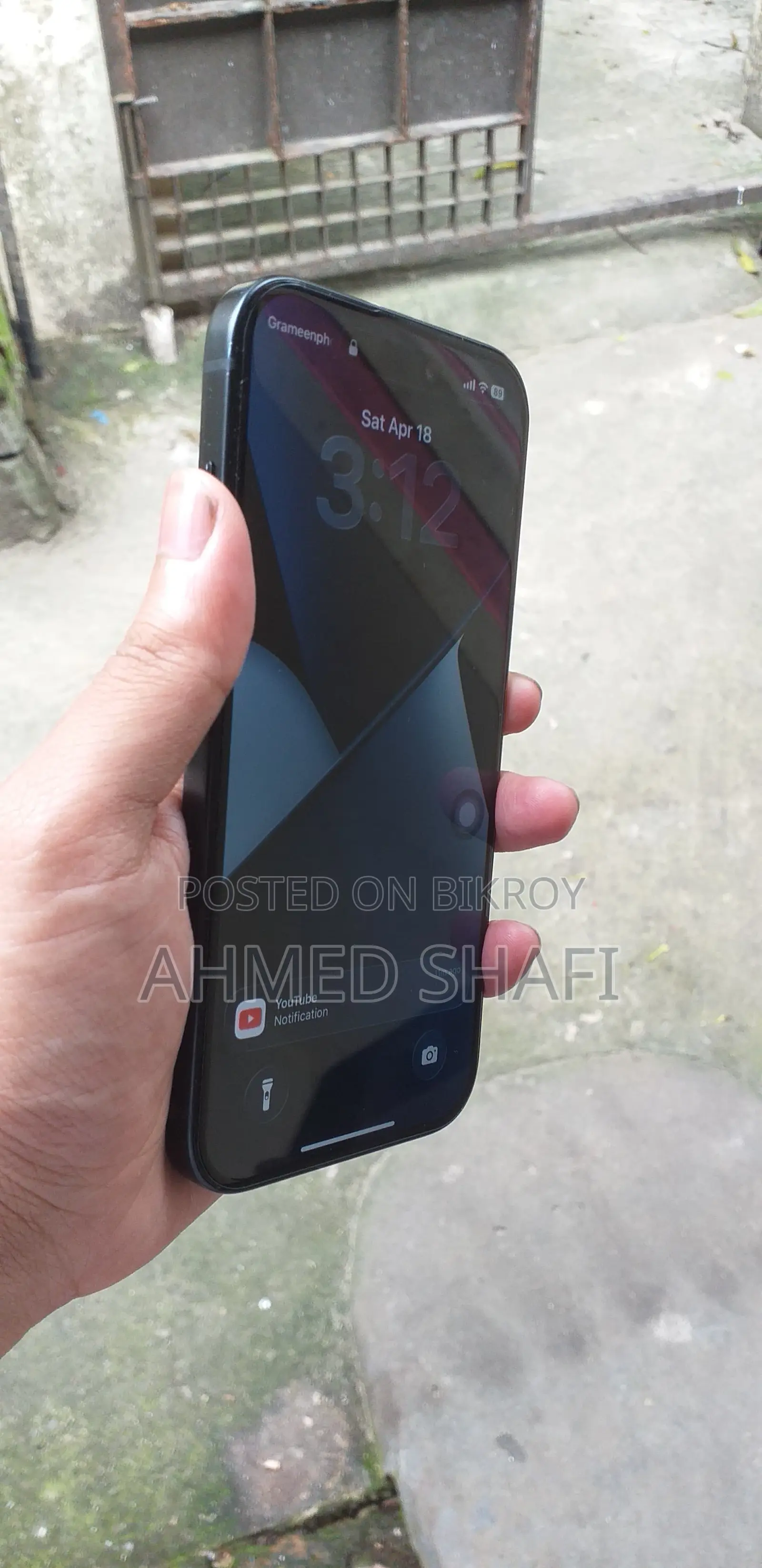 New Apple iPhone 15 128 GB Black