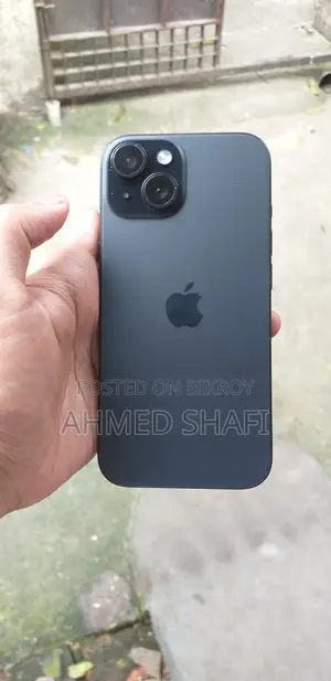 New Apple iPhone 15 128 GB Black
