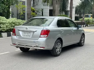 নতুন Toyota Axio 2012 Silver