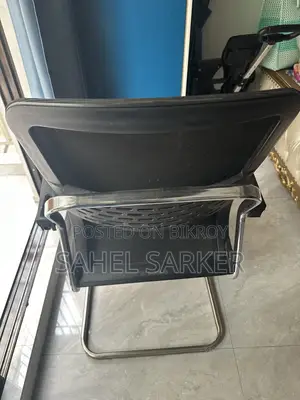 চেয়ার বিক্রির জন্য